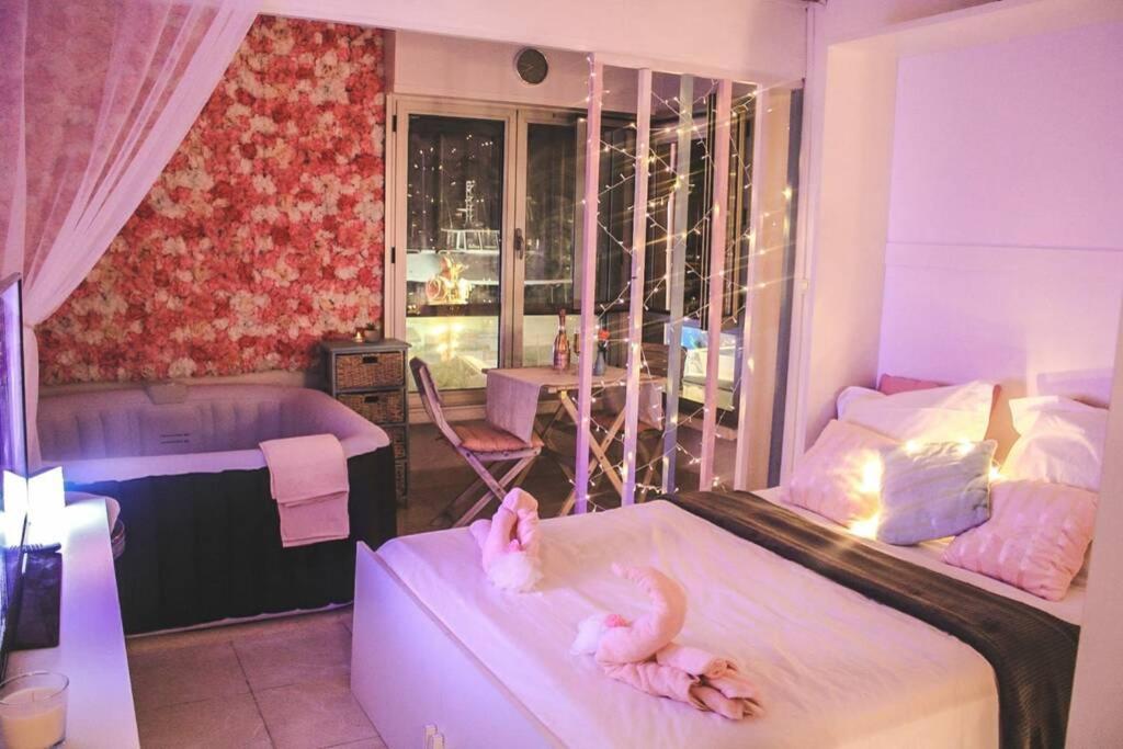 Shly Suite Et Spa Agde Eksteriør billede